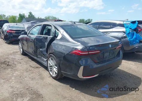 2024 BMW 540 I xDrive из США, поврежденный, VIN WBA63FJ03RCR11712